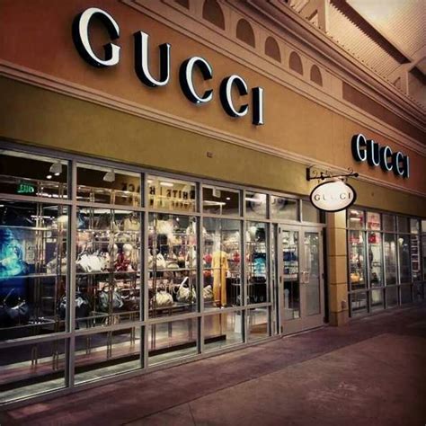 Gucci outlet stores